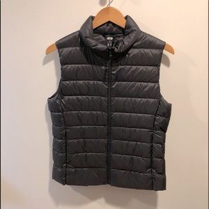 UNIQLO Puff Vest